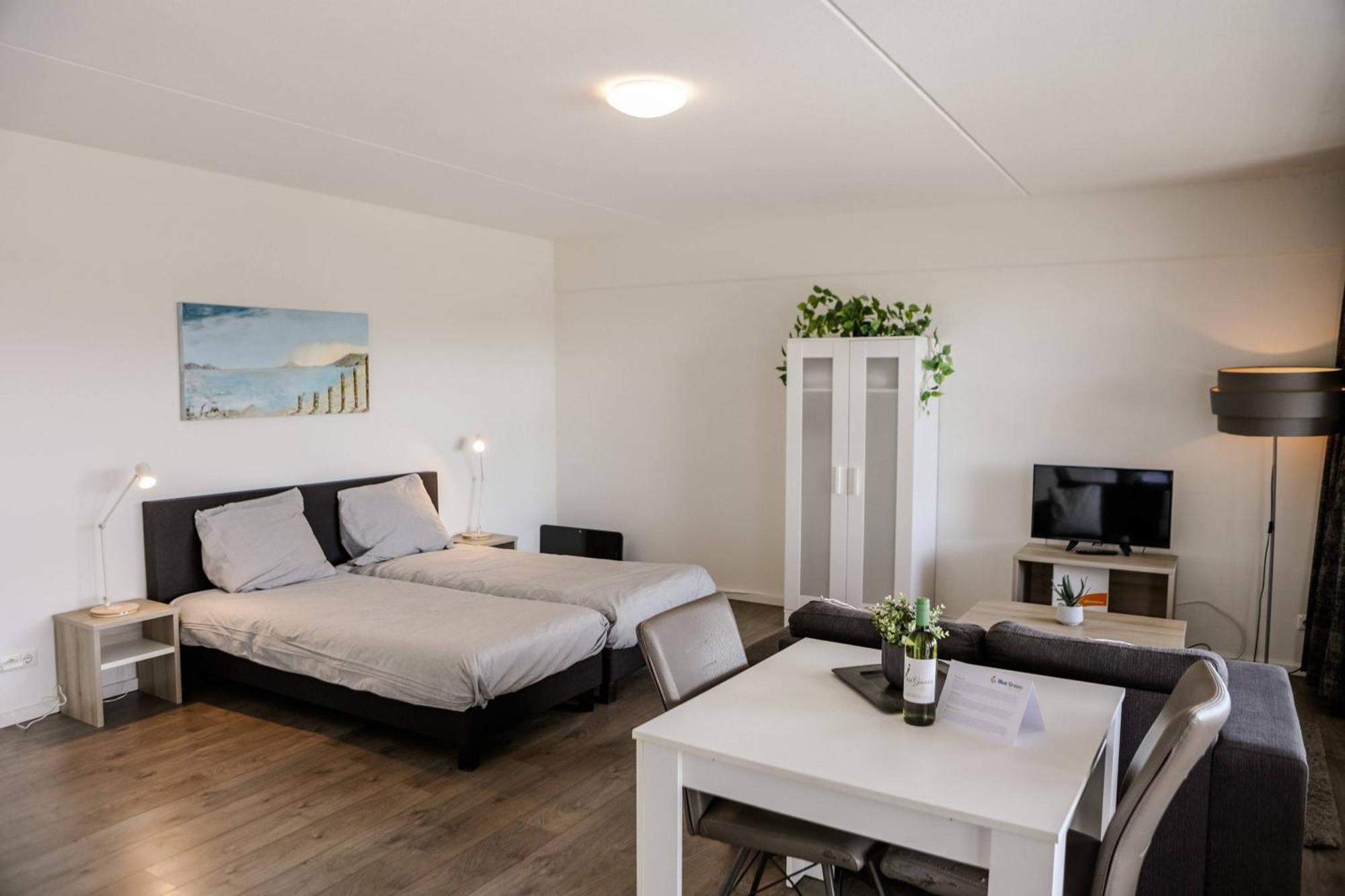 Strand Appartementen Wemeldinge Eksteriør bilde